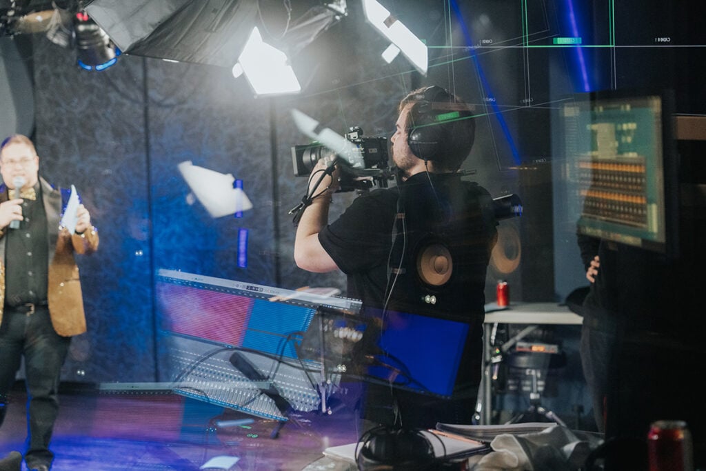 The 10 Best Cameras For YouTube Videos (From Cheap To $$$) 11 2024 01 25 Drumeo Awards BTS 171