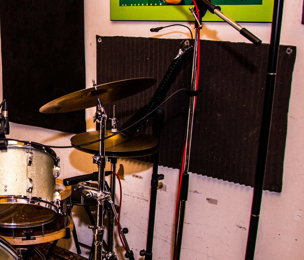 How To Record Drums (For Beginners) 2 Image 1b 1 1