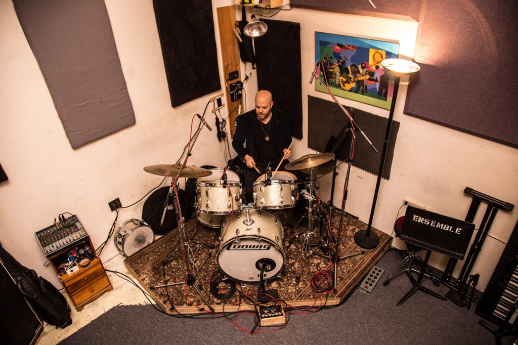 How To Record Drums (For Beginners) 4 Image 2a 2