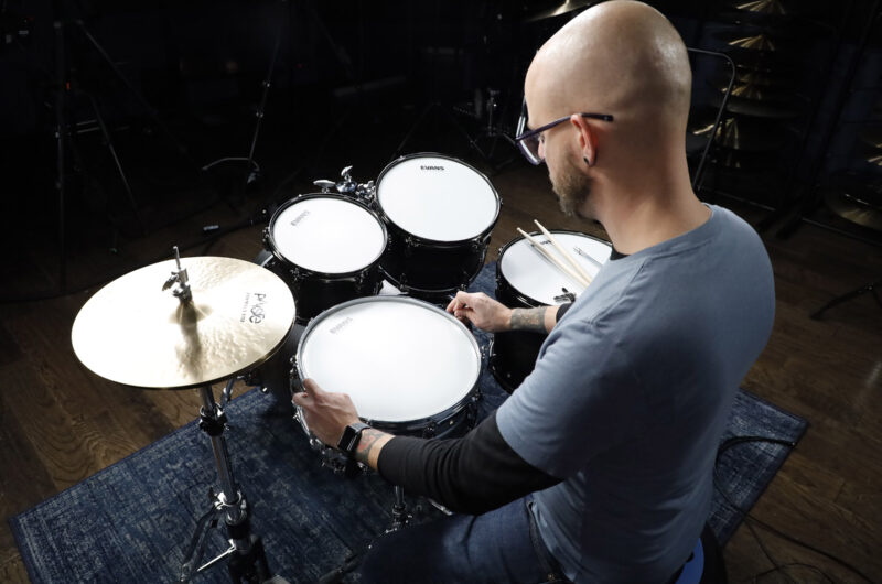 _MG_0778 tune drum change drumhead