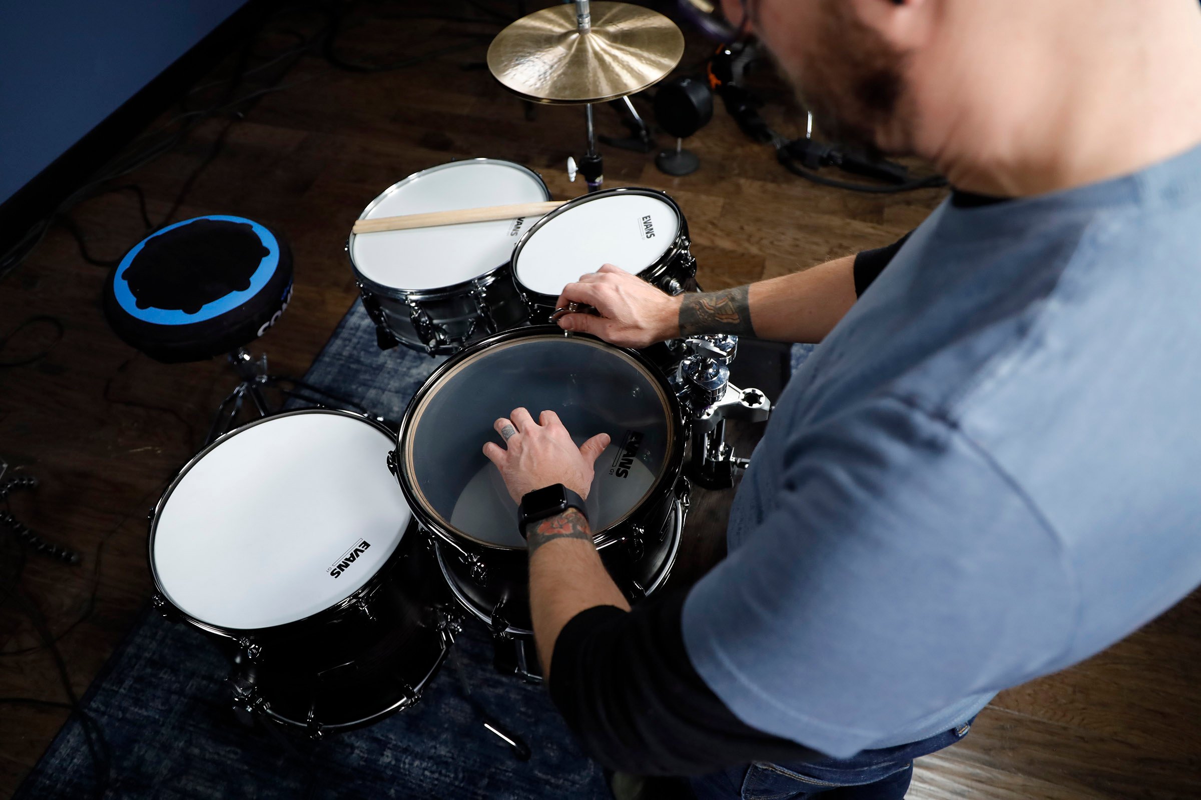 How To Tune Drums (With Video/Photos) 19 tune drums